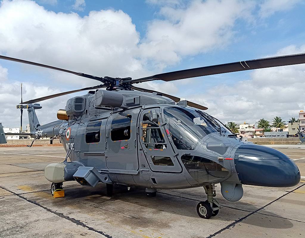 The Indian Navy and Coast Guard’s Mk-III Dhruv helicopters feature an array of systems previously seen only on heavier, multi-role helicopters of the Indian Navy. KP Sanjeev Kumar Photo