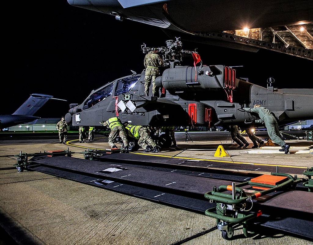 The first two new Apache attack helicopters arrived at Wattisham Flying Station on November 26 with aviation technicians from 7 Aviation Support Battalion, Royal Electrical and Mechanical Engineers (7 Avn Spt Bn REME), who will maintain and service the new aircraft. British Army Photo