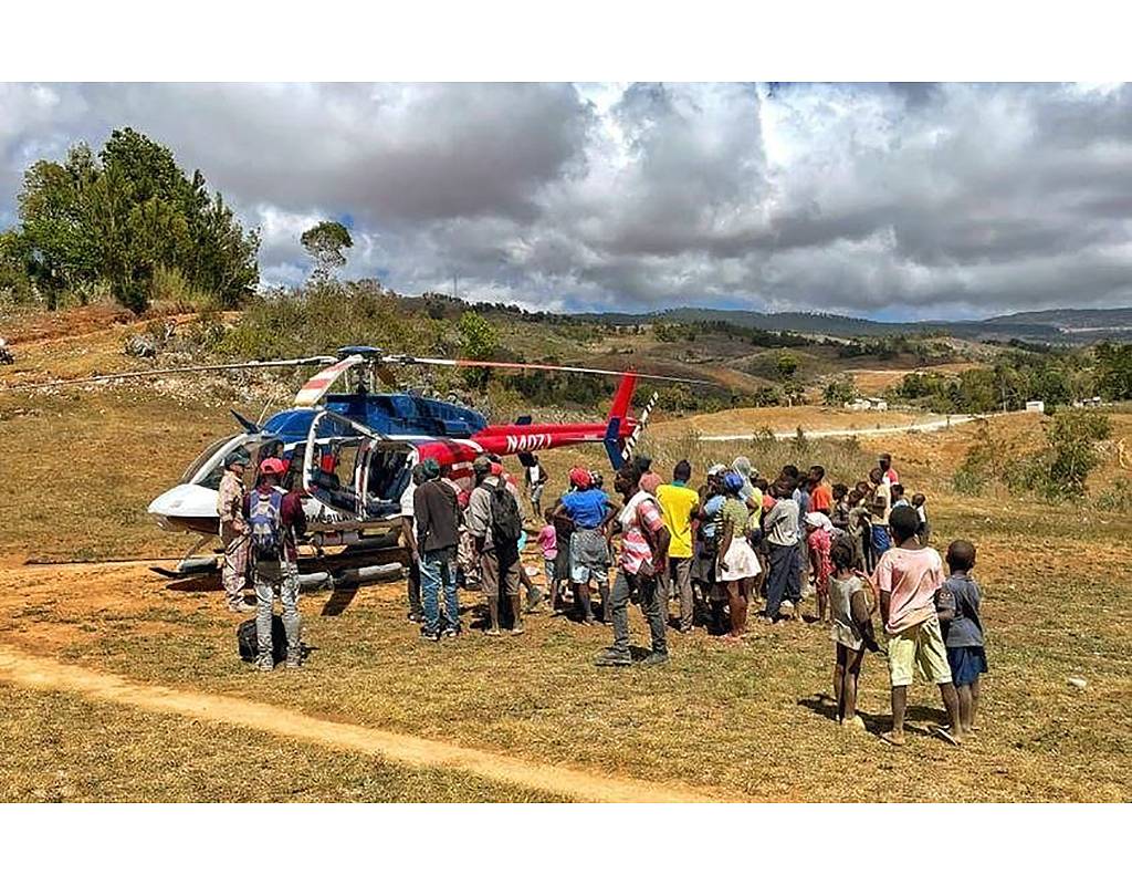 Haiti Air Ambulance providing emergency helicopter services to the people and visitors of Haiti. Spectrum Aeromed Photo
