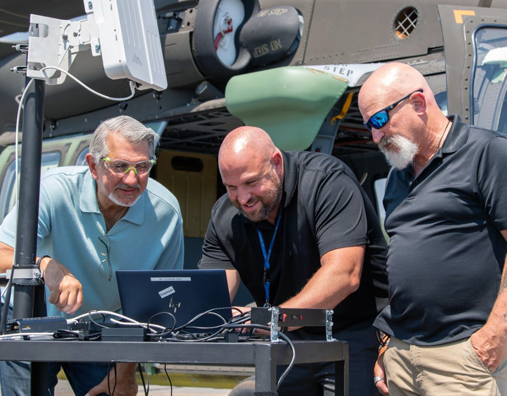 Using 5G capabilities, network engineers transfer health and usage data from a Sikorsky UH-60M Black Hawk to Waterton, Colorado, for real-time analysis. Lockheed Martin Photo