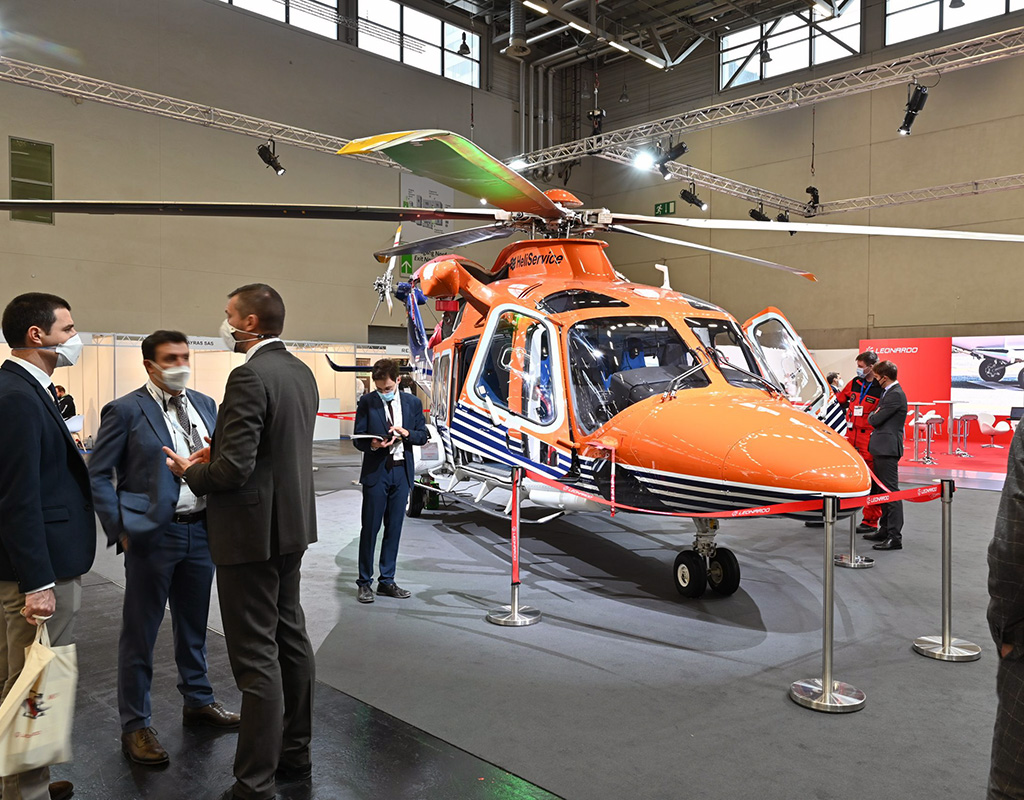 Delegates connect on the show floor in this file photo from European Rotors 2021. European Rotors Photo