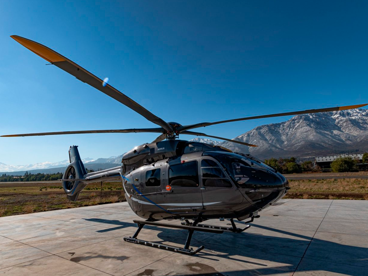 The objective of the high altitude flight campaign for the new five-bladed H145 is to expand the flight envelope of the new helicopter and demonstrate its capabilities at high altitudes. Rodrigo Ocharán Photo