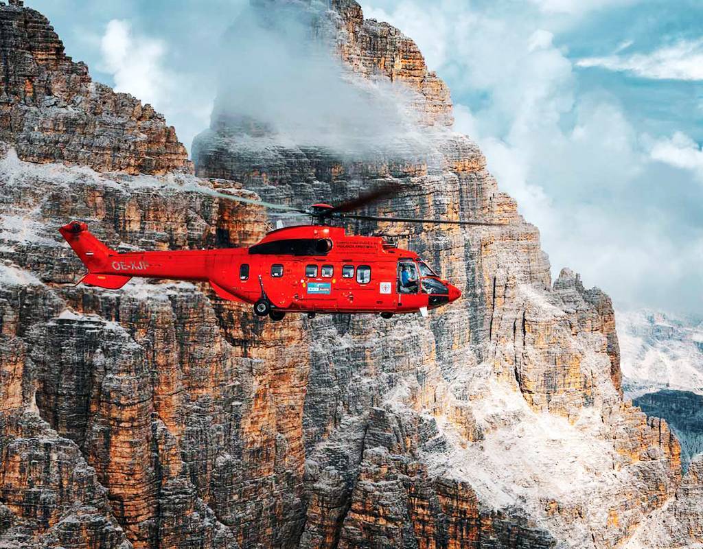 This stunning photo of a Heli Austria Firecat flying past Italy’s Tre Cime di Lavaredo is a finalist for the 2020 Aerospace Media Awards’ Best Aviation Image. Lloyd Horgan Photo