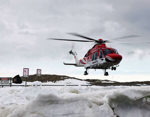 CHINARE helicopter arrives at Davis research station. Dan Dyer/AAD Photo
